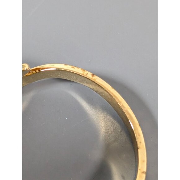 Vintage Monet Gold Tone Asymmetric Bypass Hinge Bangle Bracelet 6" - Picture 7 of 9